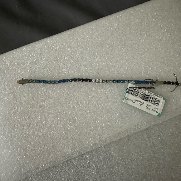 Kurt Geiger - Picture 10 of 11